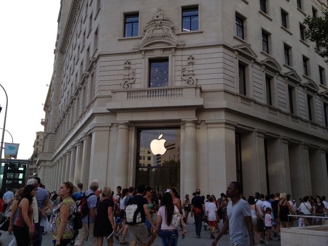 Apple-Retail-Store-Barcelona-11