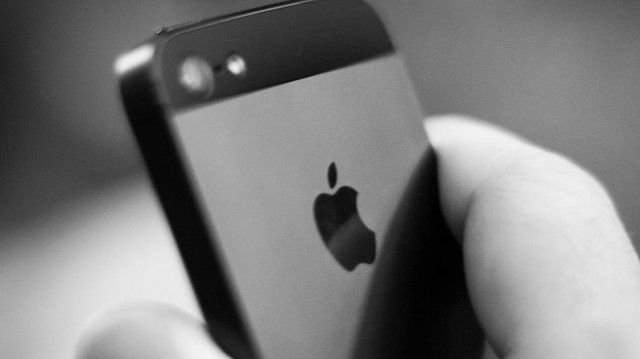 iPhone5-BW