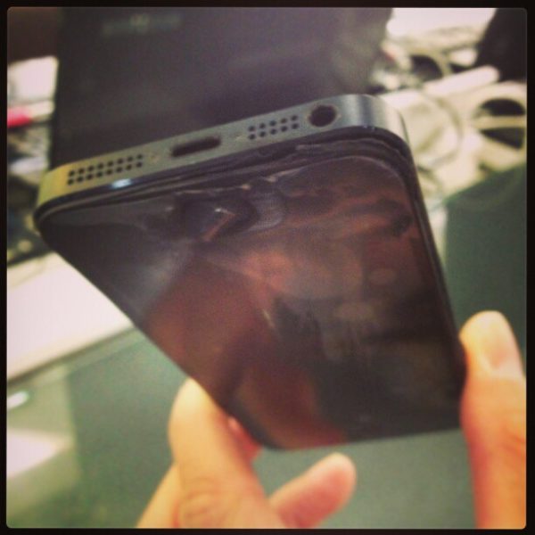 iphone5-explode-in-thailand