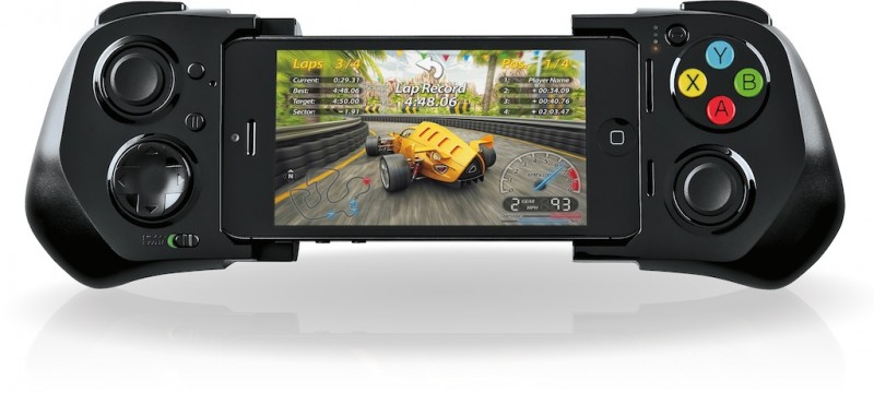 first-ios-7-game-controller-ACE-POWER-1