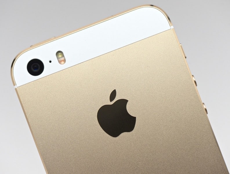 iphone-5s-review-gold-white-5