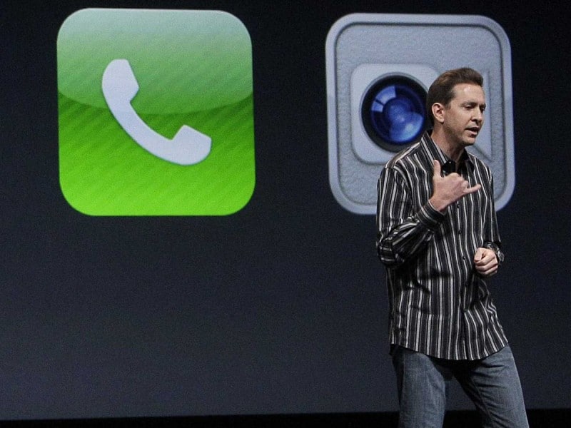 scott-forstall-shows-off-ios-5-for-iphone-1
