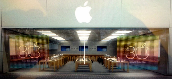 window-apple-store-30-years-mac