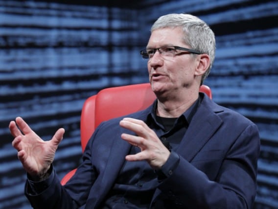tim_cook_redchair