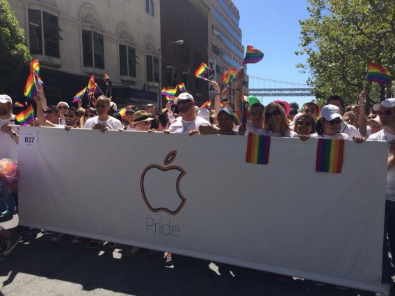 apple-pride-parade