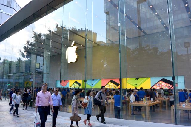 apple-store-omotesando