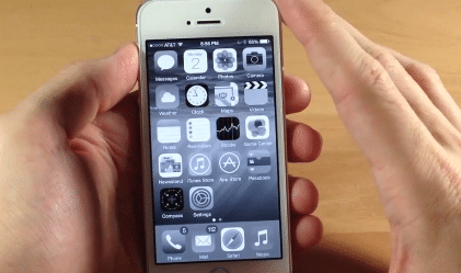 iOS 8 grayscale