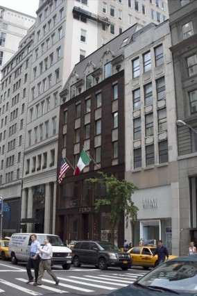 old-fendi-store-that-microsoft-store-will-replace