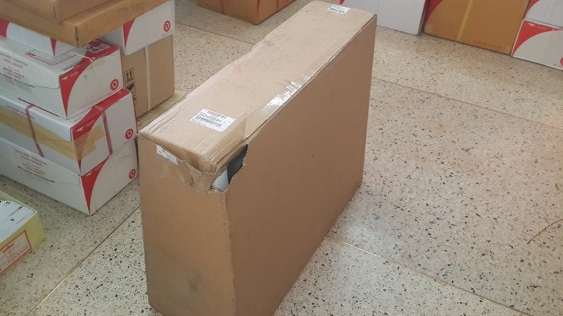 thaipost-send-imac-retina-with-damage-box-from-apple-online-store