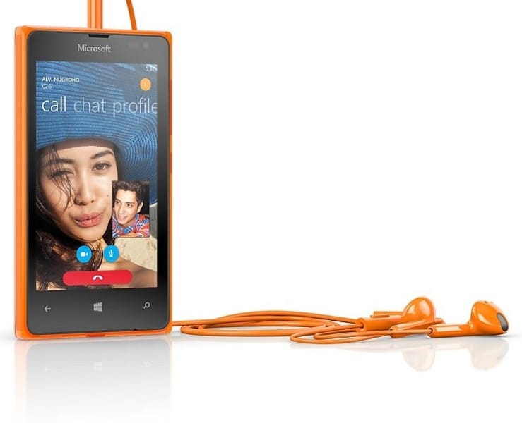 microsoft-new-comfort-headset-very-similar-to-apple-earpods