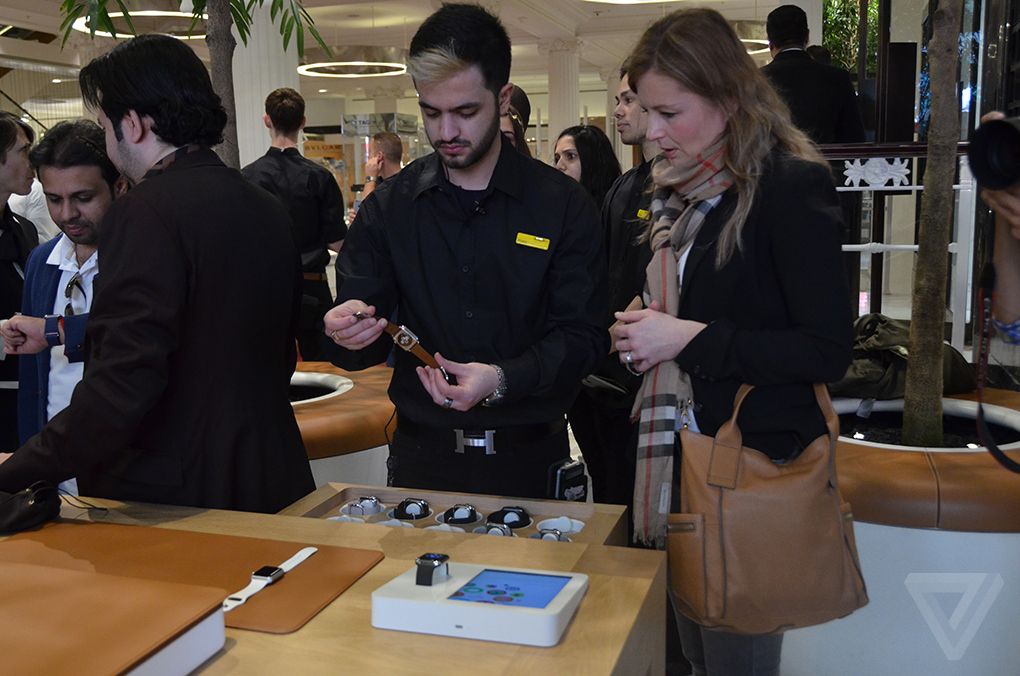 apple-watch-shop-in-paris-tokyo-london.0-014