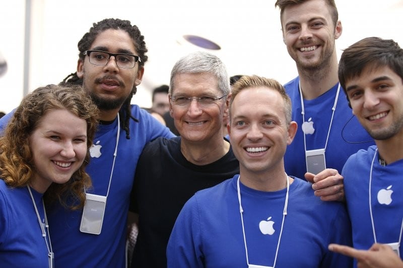 apple-internship-with-tim-cook