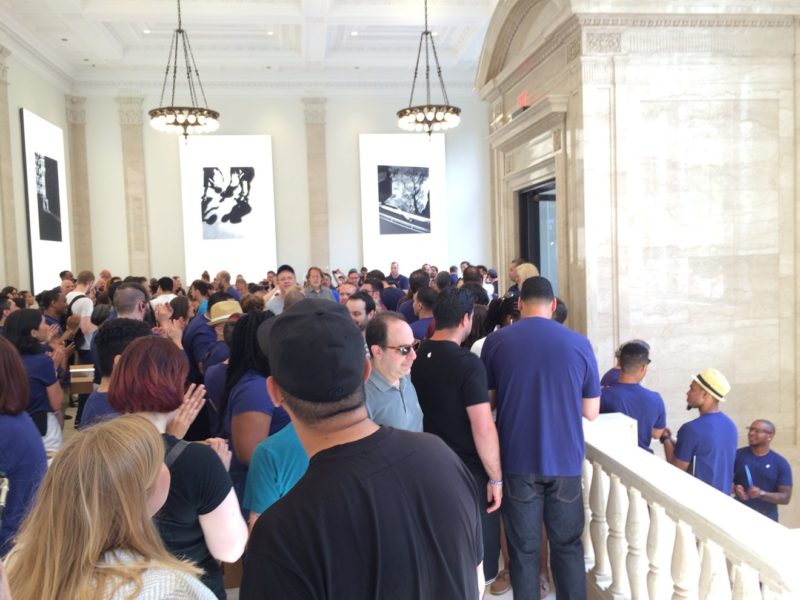 new-apple-store-opens-upper-east-side-nyc-store-with-unique-design-with-former-old-bank-001