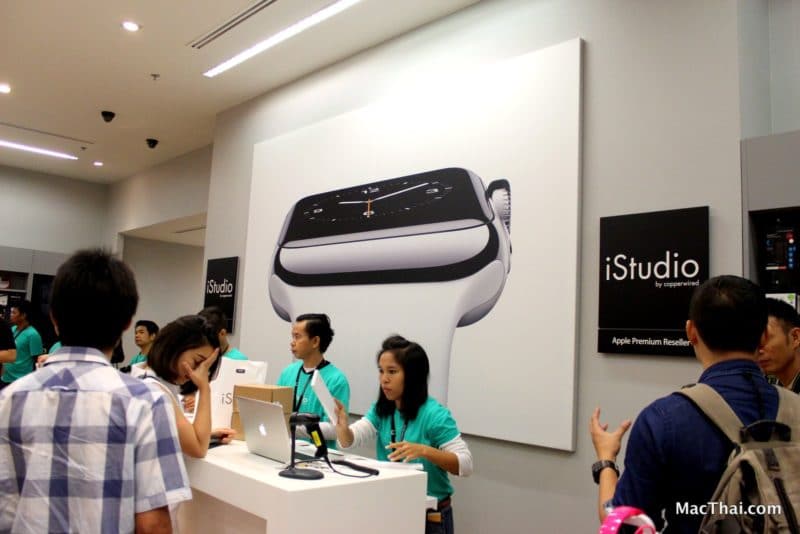 macthai-apple-watch-launch-in-thailand-istudio-queue-015