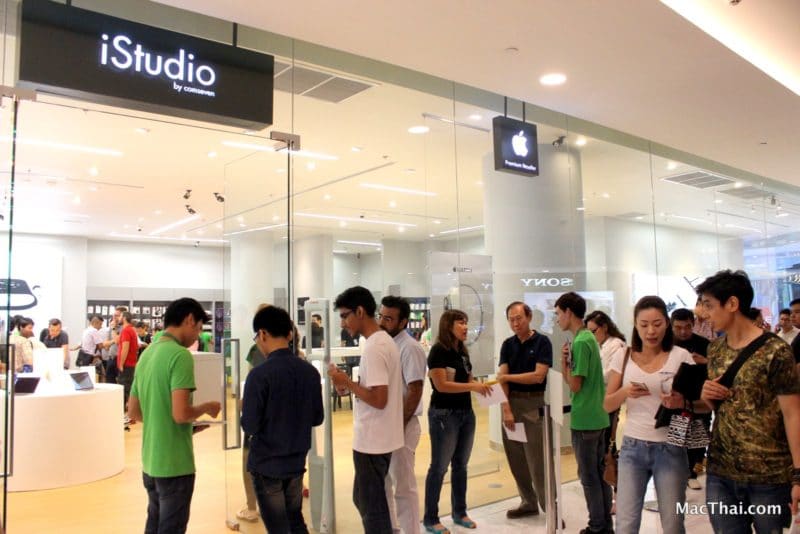 macthai-apple-watch-launch-in-thailand-istudio-queue-045