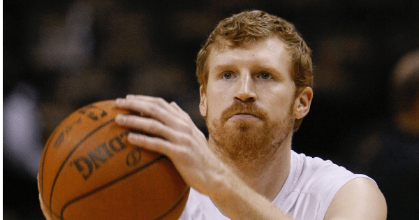 matt-bonner-iphone-injury