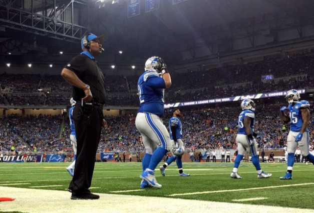iPhone-6-Plus-Photo-Samples-NFL-Lions-vs-Broncos-271