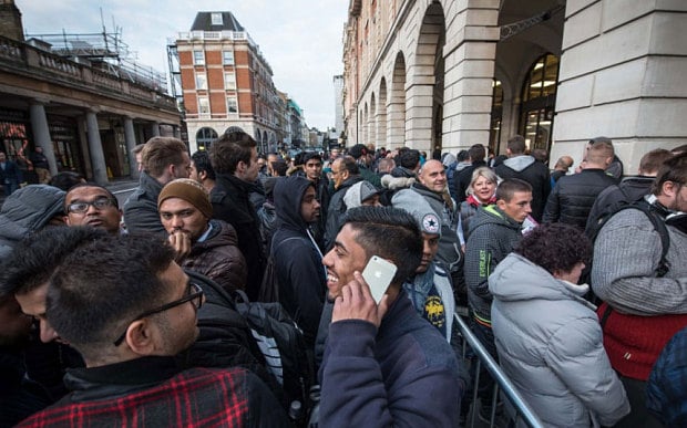 iphone-6s-launch-queue-world-6
