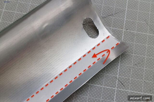 tips-diy-iphone-case-from-aluminium-can-7