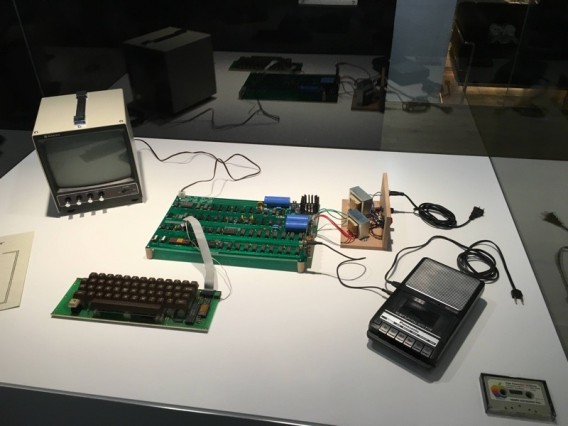 new-prague-apple-museum-1