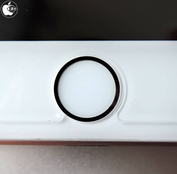 apple-retail-store-screen-protector-program-machine-6