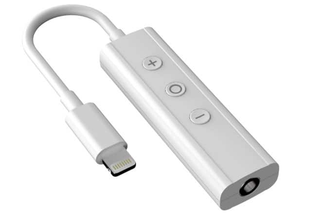 Lightning-to-audio-adapter-image-001