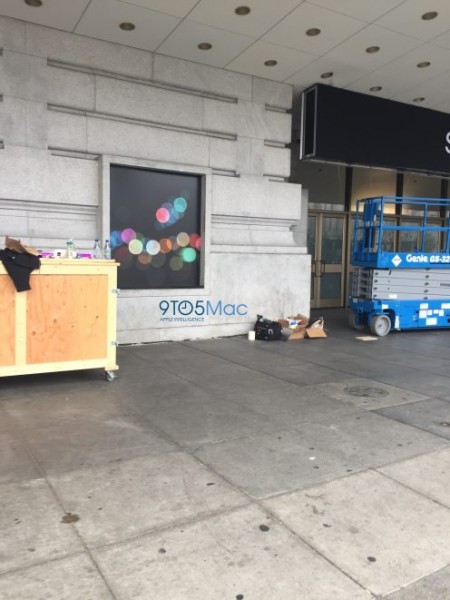 apple-keynote-decorations-bill-graham-civic-center-iphone-7-event-8