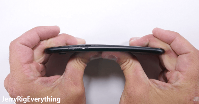 iphone-7-scratch-tests3