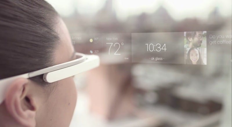 ในภาพนี้เป็น Google Glass