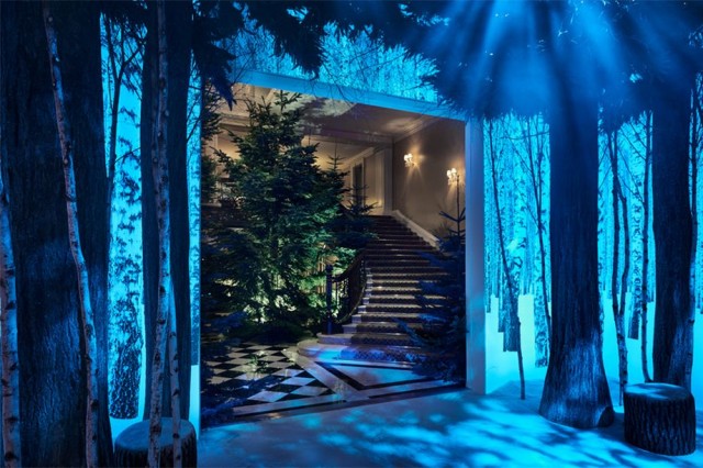 claridge_jony_ive_xmas_tree-0