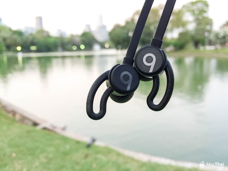 review-beatsx33