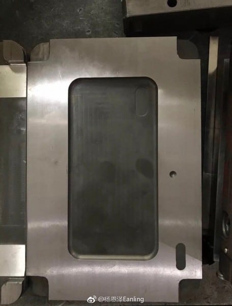 purported-iphone-8-iphone-7s-iphone-7s-plus-molds-photos-3