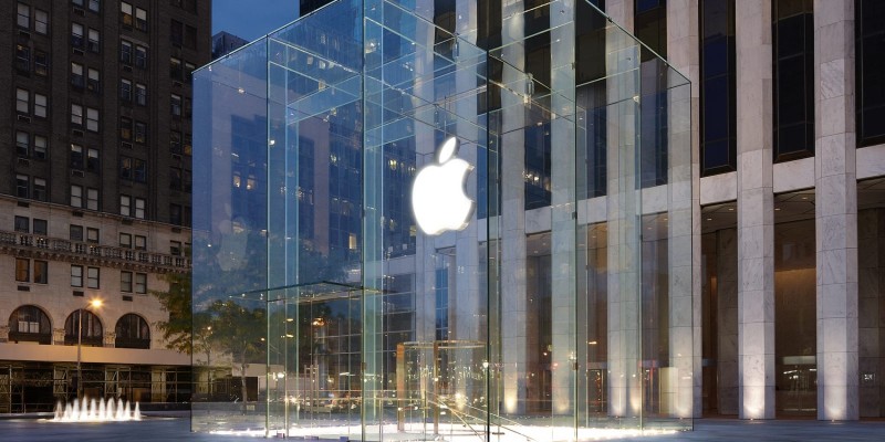 apple-fifth-avenue-new-york-city