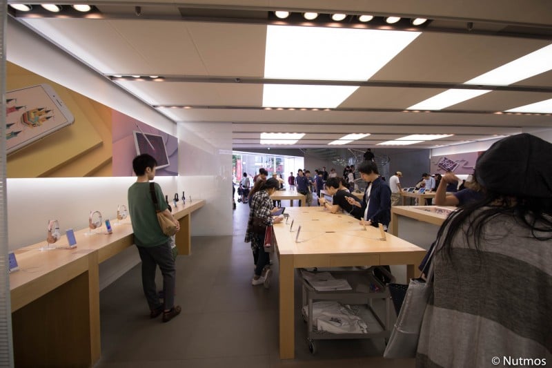 apple-shinsaibashi-first-floor
