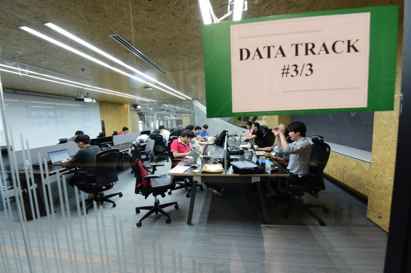 Data Track1
