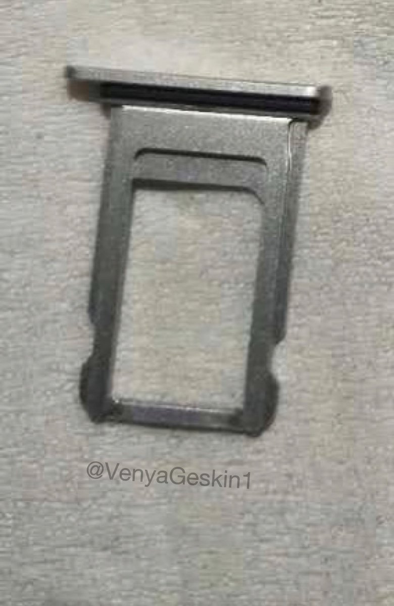 alleged-iphone-sim-card-tray-in-blush-gold-photo2