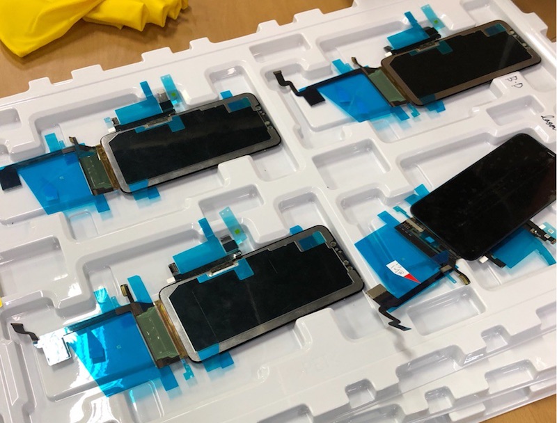 iphone_x_plus_displays