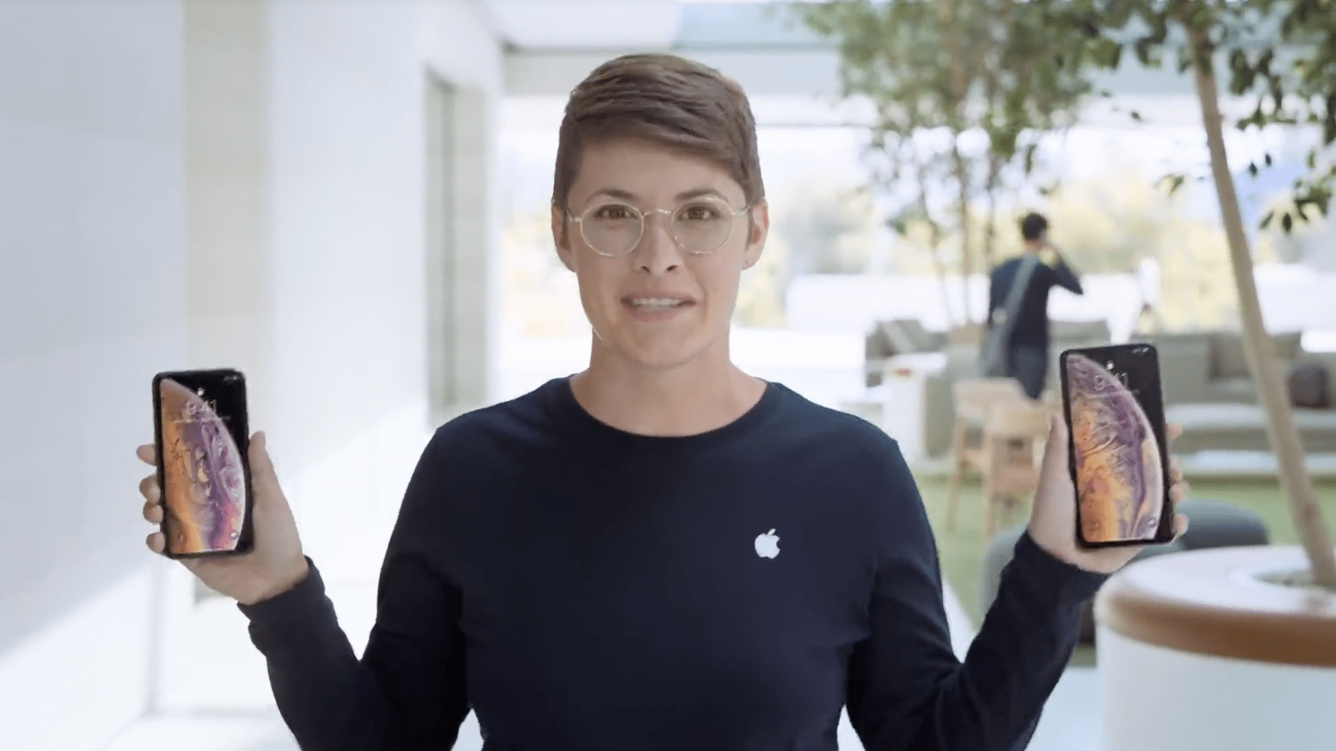 iPhone XS iPhone XS Max, and iPhone XR — Guided Tour