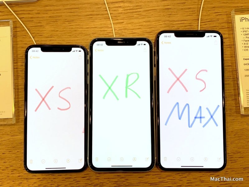 macthai-powermall-iphone-xs-max-xr-launch-018