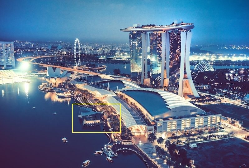 ตำแหน่งที่คาดว่าน่าจะเป็นที่ตั้งของ Apple Store ริม Marina Bay Sands