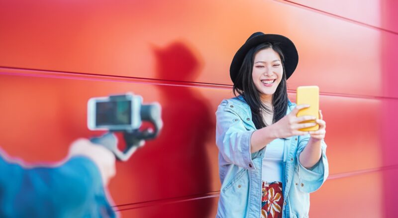 true-online-influencer-1