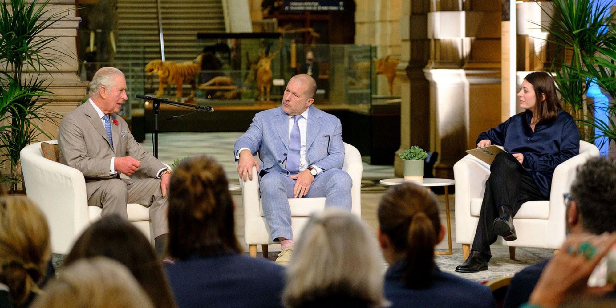 Jony Ive อดีตผู้บริหารของ Apple ได้เจาะลึกถึงกระบวนการดีไซน์และอื่นๆ