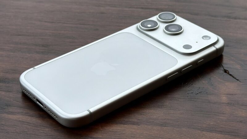 [ลือ] iPhone 18 Pro เตรียมเปิดตัวพร้อม Face ID ฝังใต้จอ และกล้อง Variable Aperture