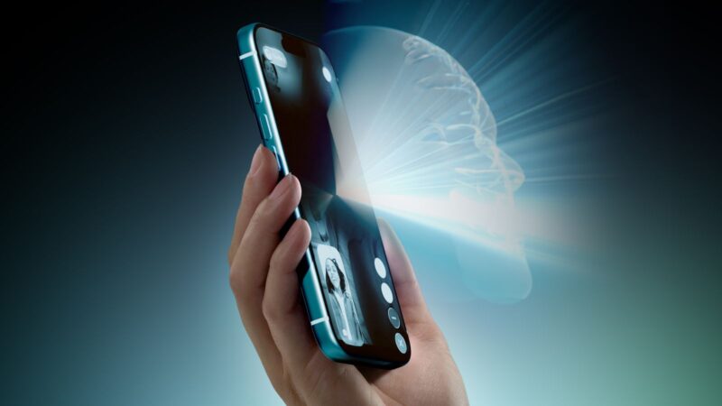 ปี 2030 จะได้เห็น iPhone มีจอโฮโลแกรม?! Apple กำลังพัฒนา ‘Spatial Phone’