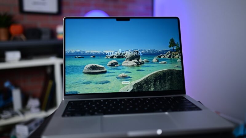 สรุปอัปเดต! MacBook Pro จอ OLED ก่อนเปิดตัวปลายปีนี้หรือต้นปีหน้า