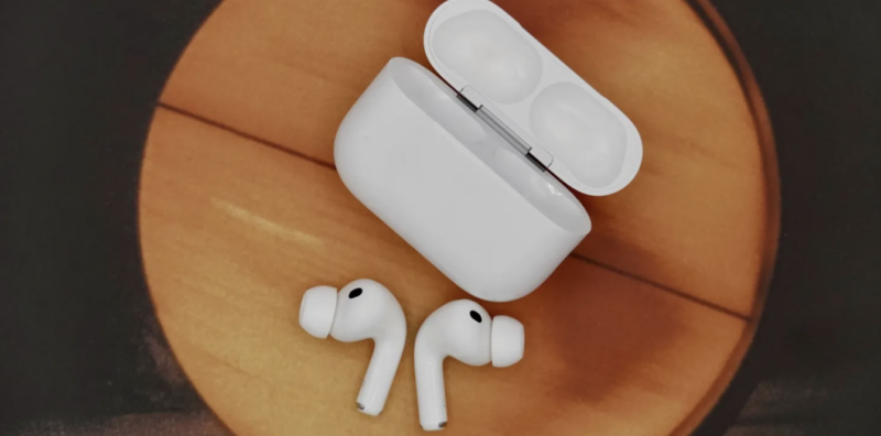 [ลือ] AirPods 5 รุ่นใหม่ อาจเปิดตัว 9 กันยายน ส่วนรุ่นติดกล้องเลื่อนไปปี 2027