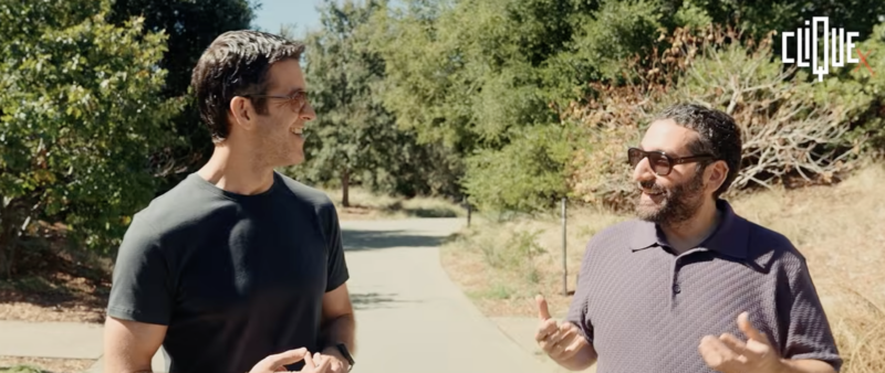 John Ternus เผยเบื้องหลัง iPhone Duo และแนวทางของ Siri AI ที่ไม่ได้สร้างมาเป็นเพื่อนของผู้ใช้